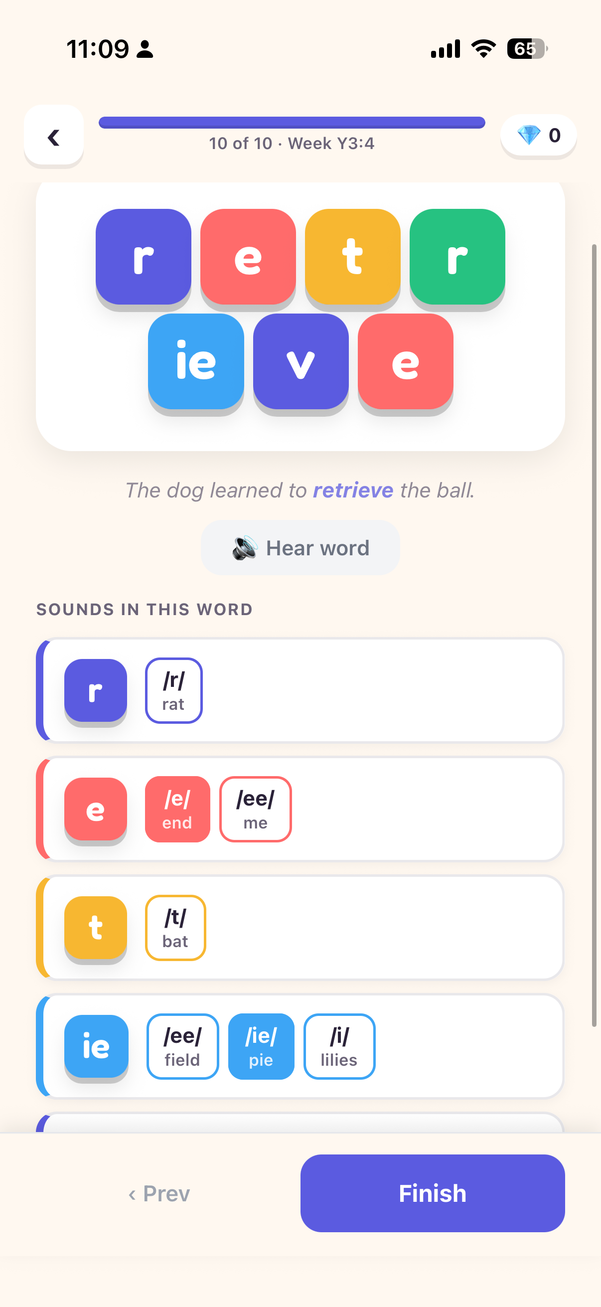 Reading practice breaking retrieve into sound tiles with example words